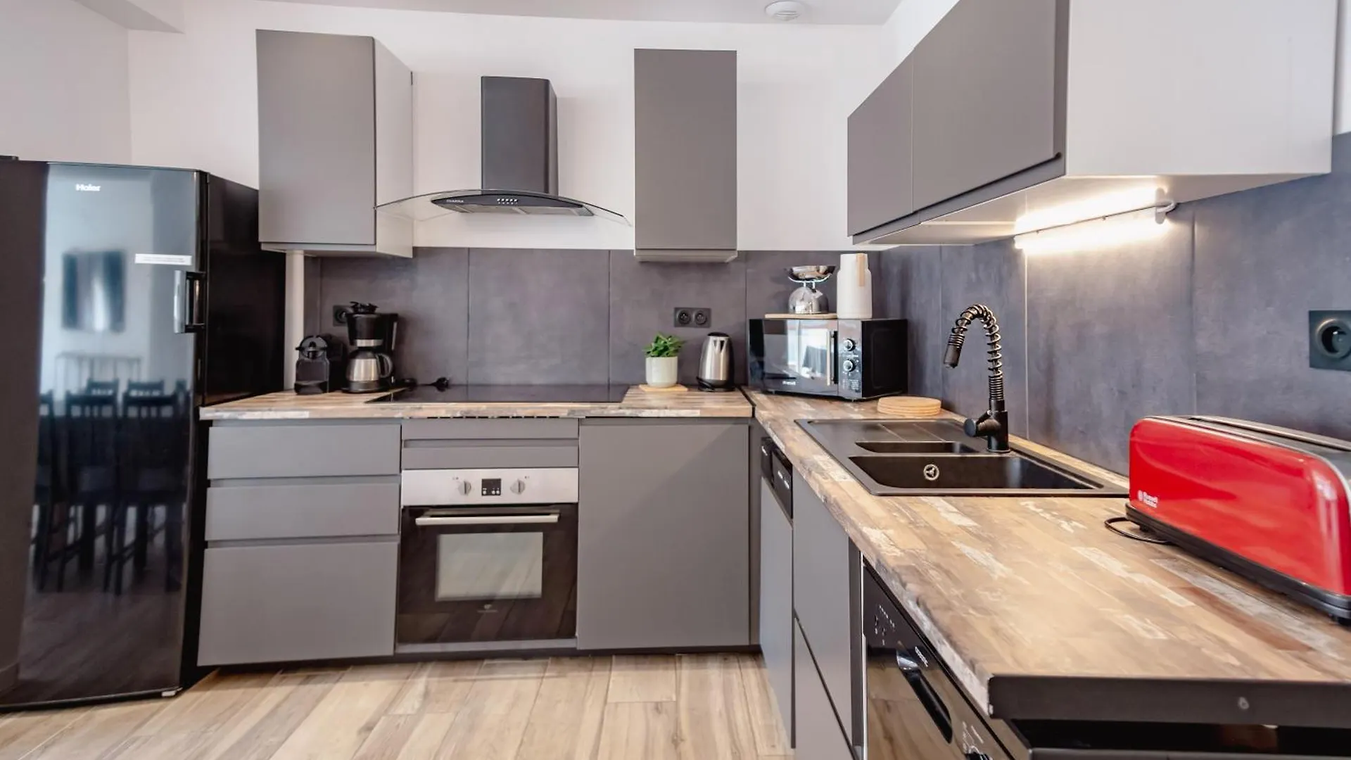 Superbe Appart Avec Sauna, Au Pied Du Telesiege, Wifi, Babyfoot Les Deux Alpes Apartmán